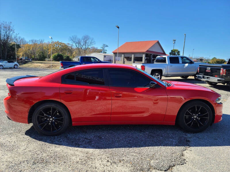2017 Dodge Charger SE