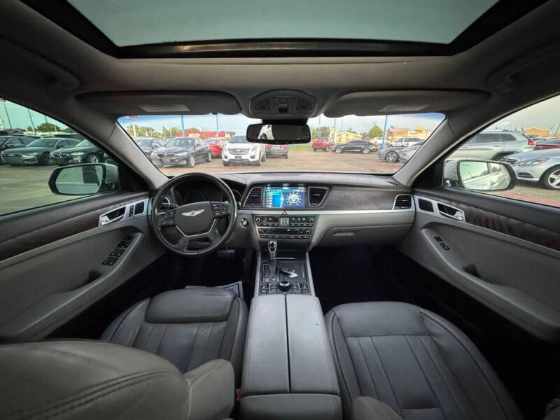 2015 Hyundai Genesis 5.0L