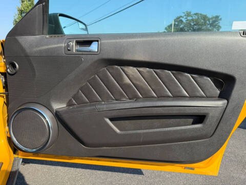 2012 Ford Mustang V6 Premium