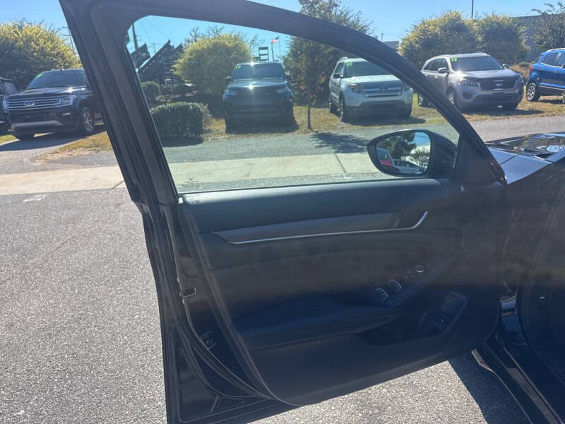 2019 Honda Accord LX