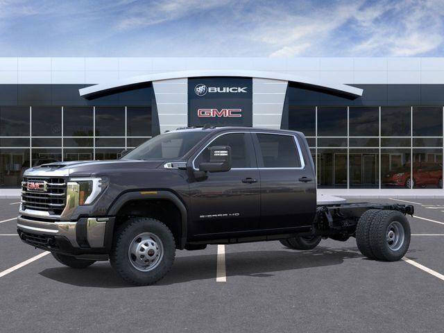 2025 GMC Sierra 3500HD CC Pro