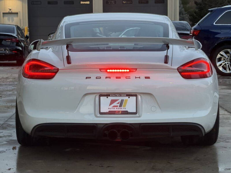 2016 Porsche Cayman GT4