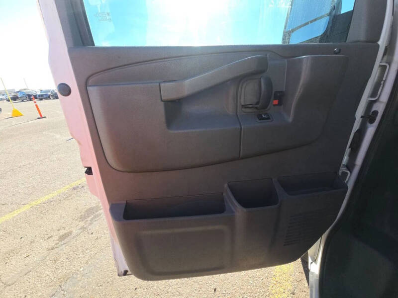 2017 Chevrolet Express 2500