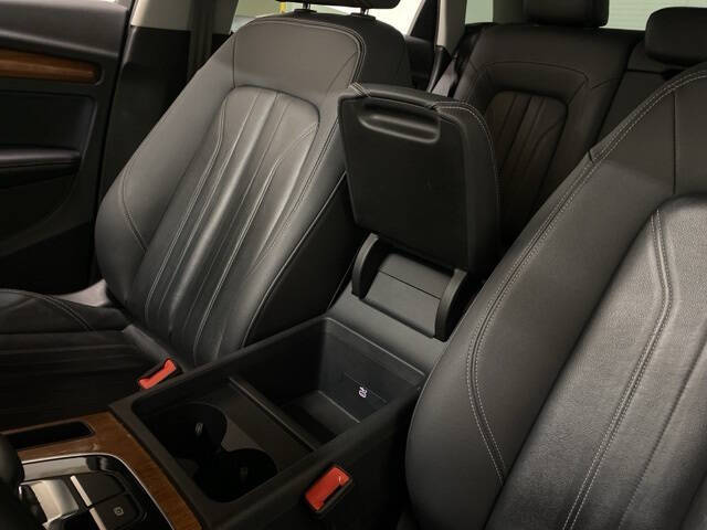 2023 Audi Q5 quattro Premium Plus 40 TFSI