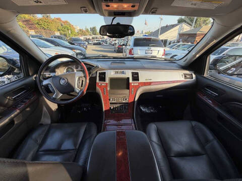 2011 Cadillac Escalade Hybrid