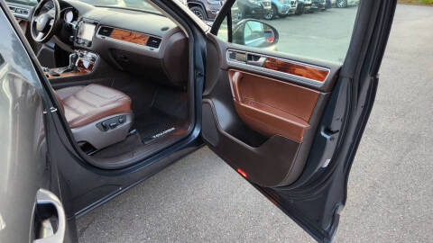 2012 Volkswagen Touareg VR6 Executive