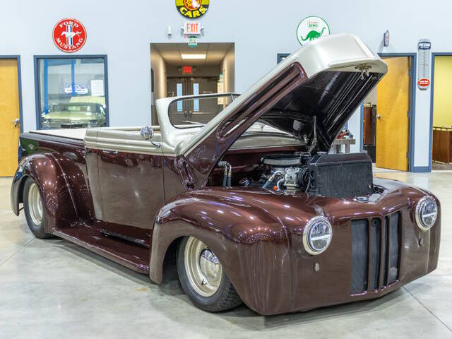 1947 Ford Custom