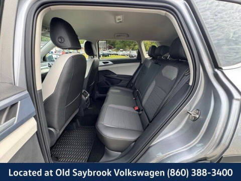 2025 Volkswagen Taos SE 4Motion