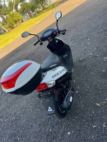 2026 Ascend R2 50cc