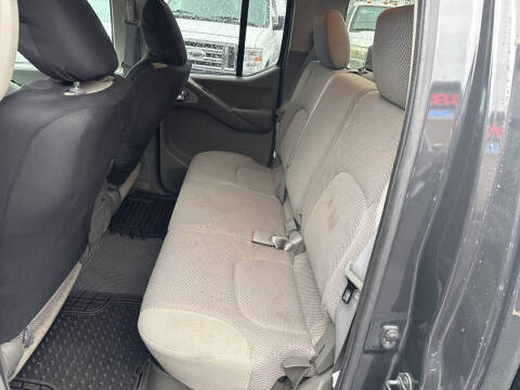 2011 Nissan Frontier S