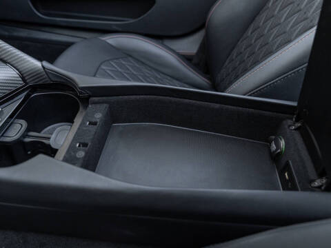 2024 Aston Martin DB12 Volante