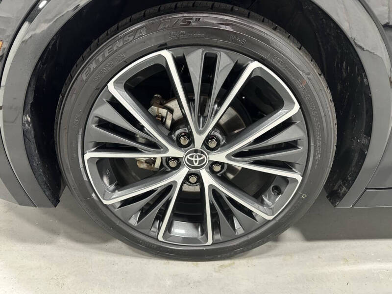 2025 Toyota Prius XLE