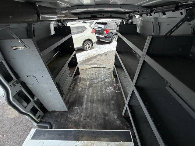 2017 Chevrolet Express 2500