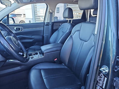 2023 Kia Sorento X-Line S