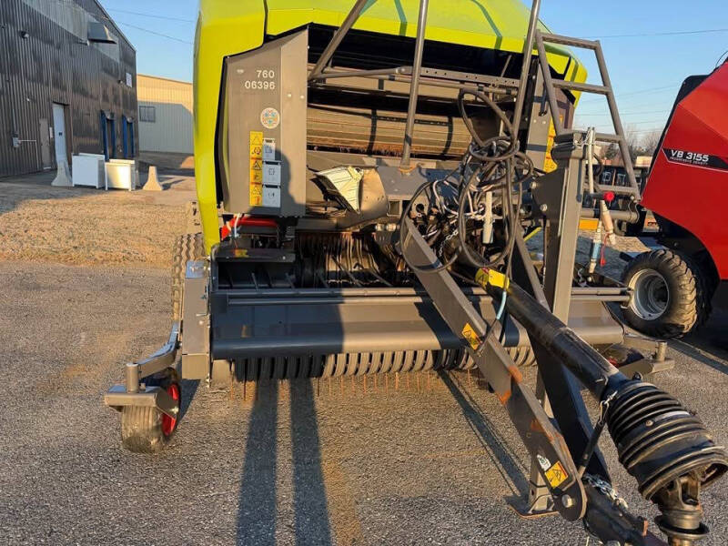2023 CLAAS 520 RC