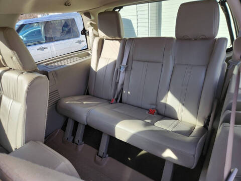 2016 Lincoln Navigator Select