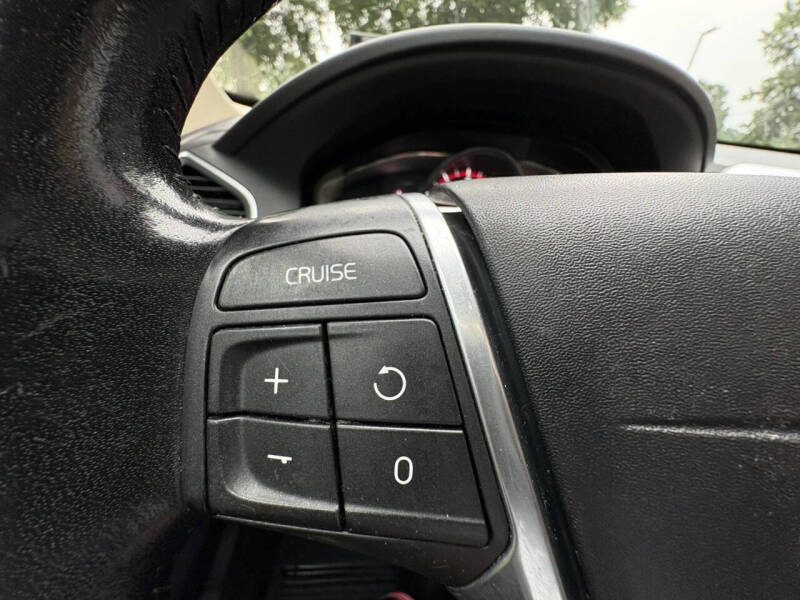 2016 Volvo XC60 T6 Drive-E