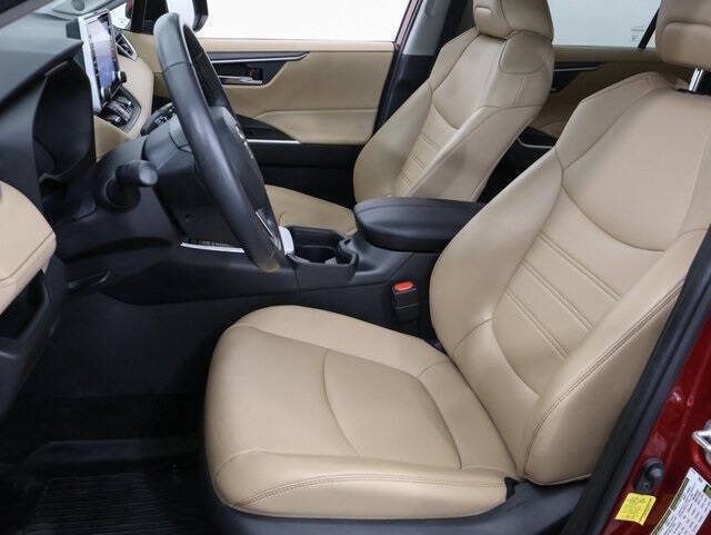 2021 Toyota RAV4 Hybrid XLE Premium