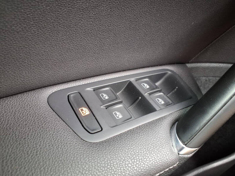 2021 Volkswagen Golf TSI