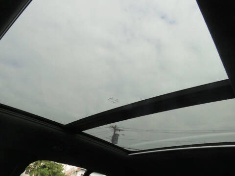 2022 Volvo XC40 T5 R-Design