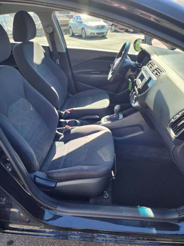 2017 Kia Rio LX