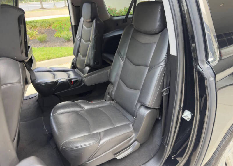 2019 Cadillac Escalade ESV Luxury