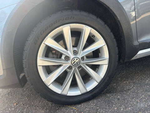 2017 Volkswagen Golf Alltrack