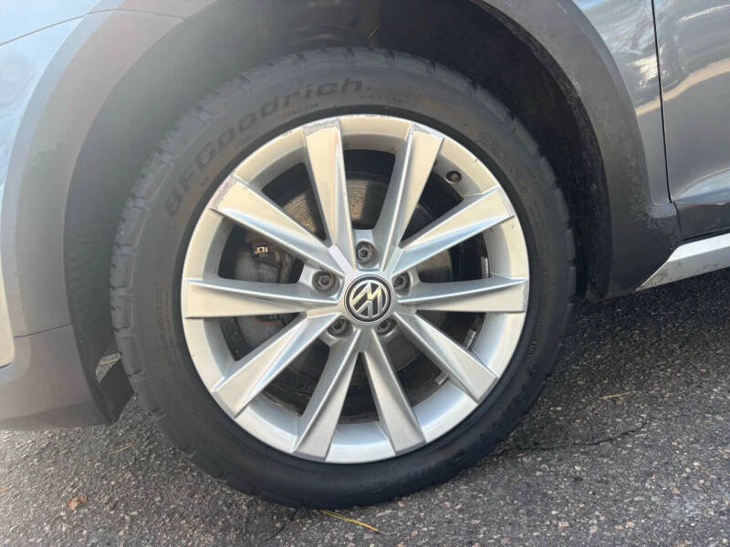 2017 Volkswagen Golf Alltrack