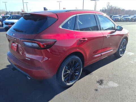 2026 Ford Escape ST-Line Elite