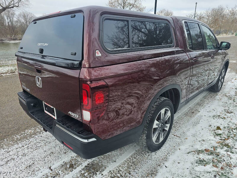 2019 Honda Ridgeline RTL photo 3