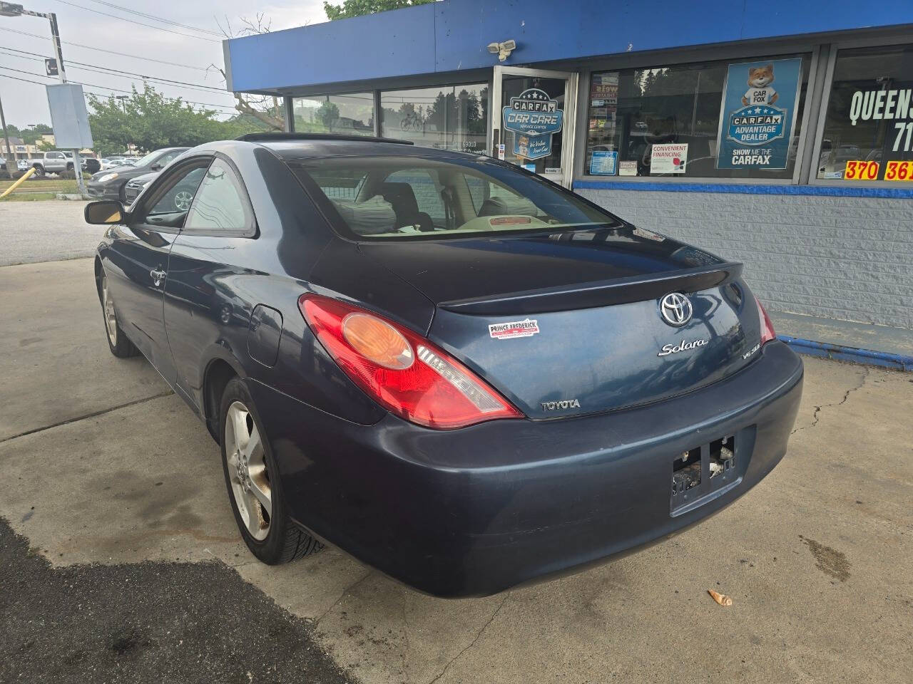 2004 Toyota Camry Solara for sale at QUEENSGATE AUTO SALES in York, PA