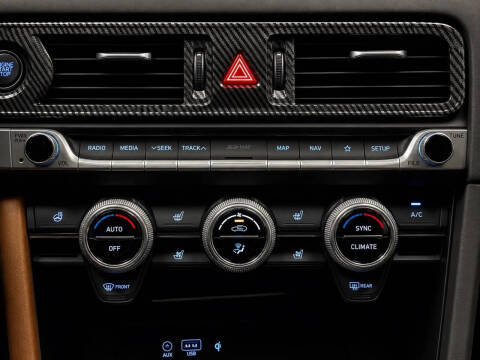 2020 Genesis G70