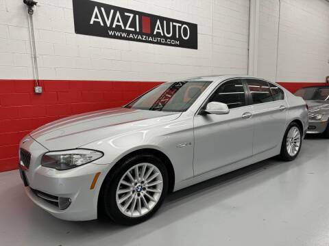 2013 BMW 5 Series for sale at AVAZI AUTO GROUP LLC in Gaithersburg MD