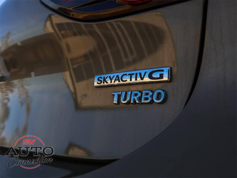 2024 Mazda Mazda3 Hatchback 2.5 Carbon Turbo