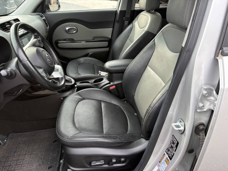 2019 Kia Soul +