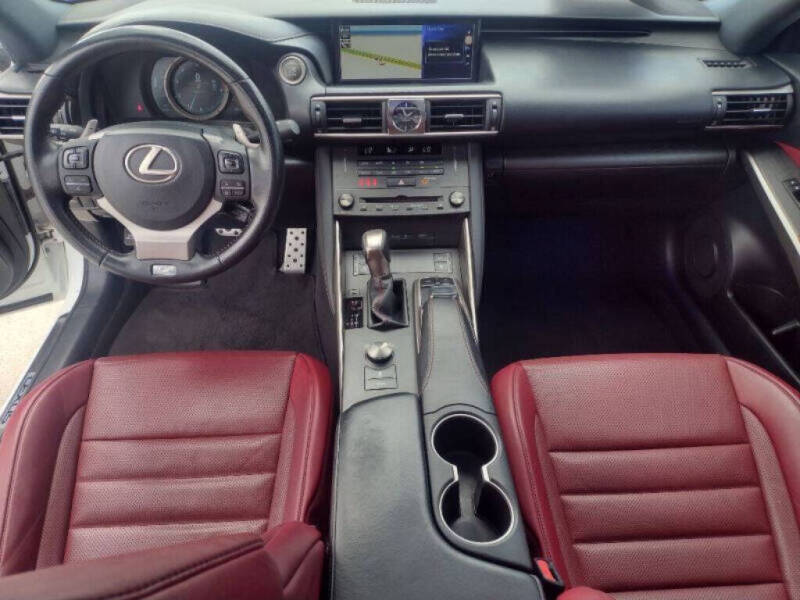 2019 Lexus IS 300