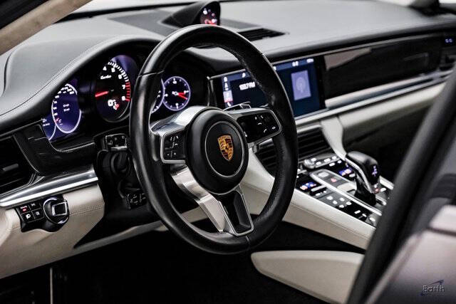 2018 Porsche Panamera Turbo Sport Turismo