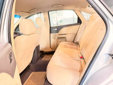 2009 Ford Taurus SE