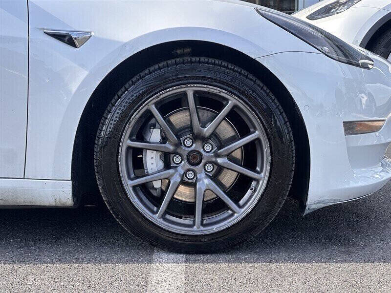 2019 Tesla Model 3 Standard Range Plus