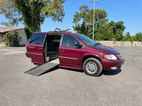 2002 Chrysler Town and Country for sale at Peppard Autoplex in Nacogdoches TX