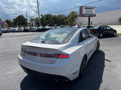 2013 Lincoln MKZ