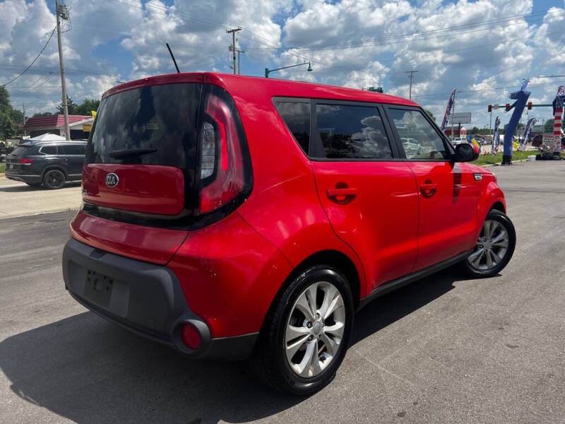 2015 Kia Soul +