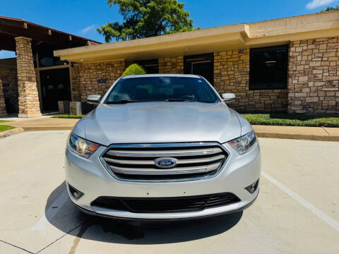 2018 Ford Taurus SEL