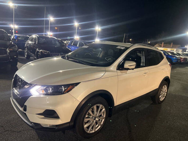 2022 Nissan Rogue Sport SV