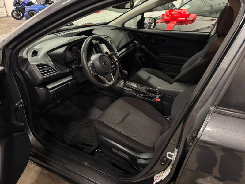 2019 Subaru Impreza 2.0i