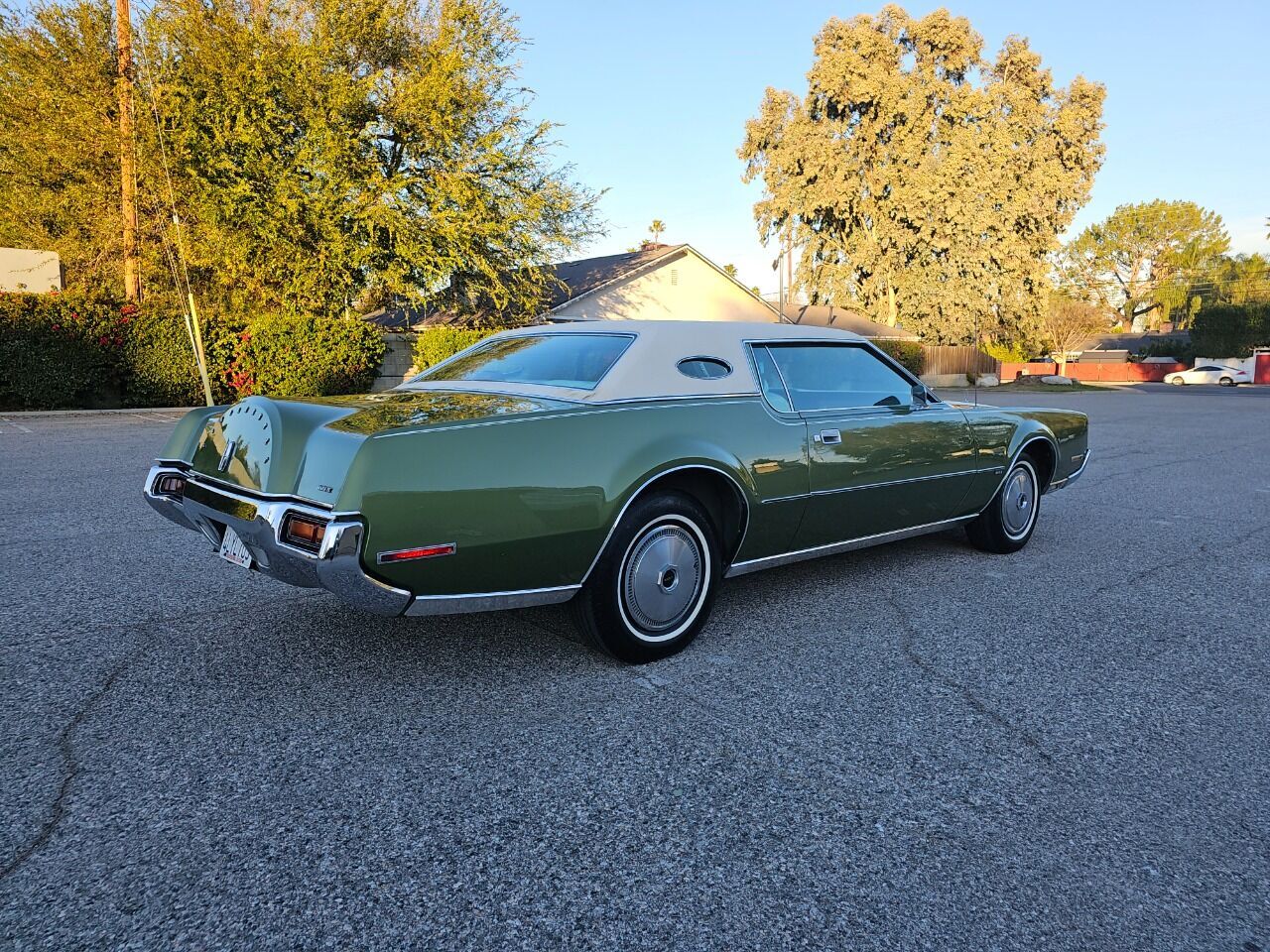 1972 Lincoln Mark IV 4