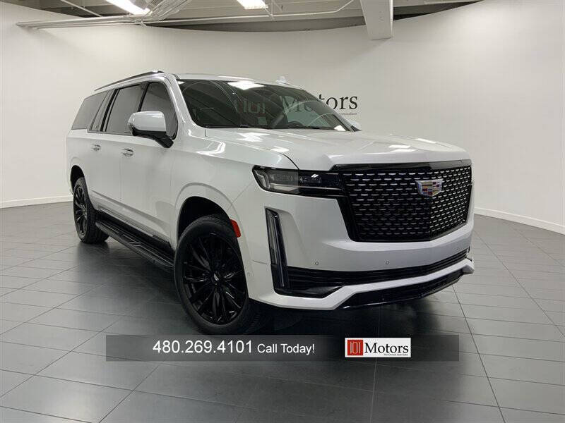 2022 Cadillac Escalade ESV Premium Luxury