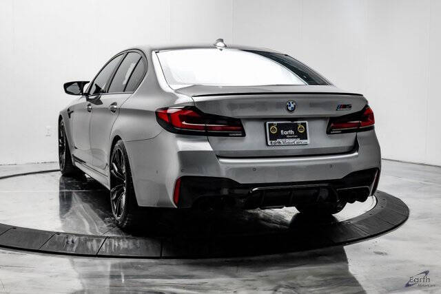2022 BMW M5