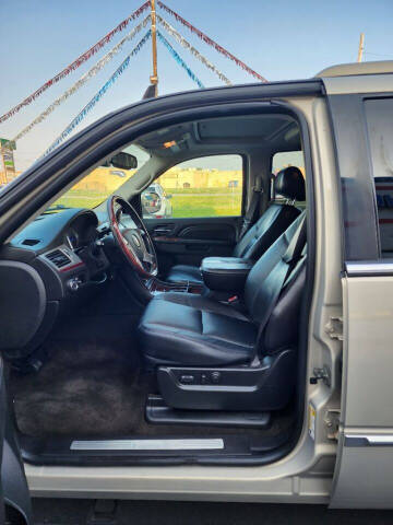 2010 Cadillac Escalade Premium