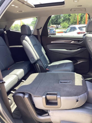 2020 Buick Enclave Essence